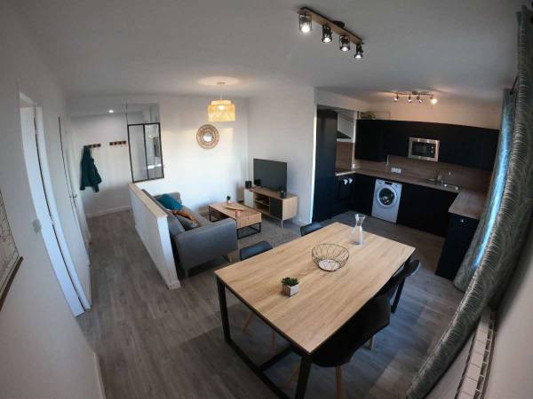 Colocation / Appartement 6 pièces de 80 m², Marseille, Avenue Prosper Merimee / Photo 2