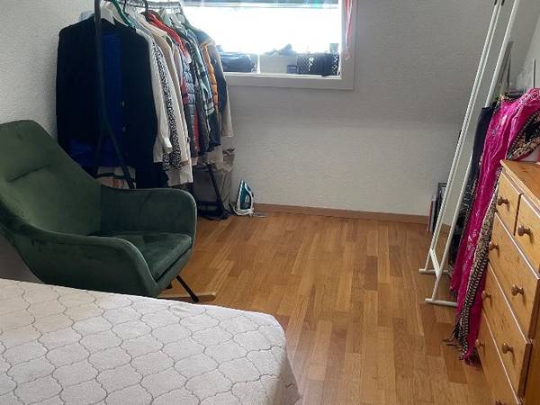 Colocation / Appartement 6 pièces de 110 m², Lausanne, Route de la Clochatte / Photo 9