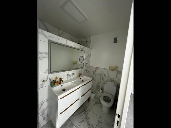 Colocation / Appartement 6 pièces de 120 m², Strasbourg, Rue de Boston / Photo 2