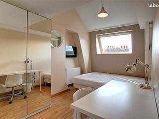 Colocation / Appartement 5 pièces de 79 m², Lille