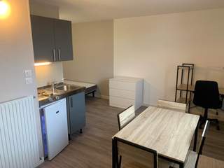 Location / 1 room residence · 27 m², Vandœuvre-lès-Nancy, 152 Av. du Général Leclerc
