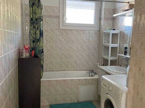 Colocation / Appartement 4 pièces de 90 m², Aix-en-Provence, Chemin du Coton Rouge / Photo 2