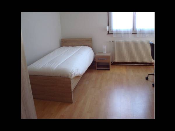 Colocation / Maison 6 pièces de 100 m², Amiens, 304 Rue du Faubourg de Hem / Photo 2