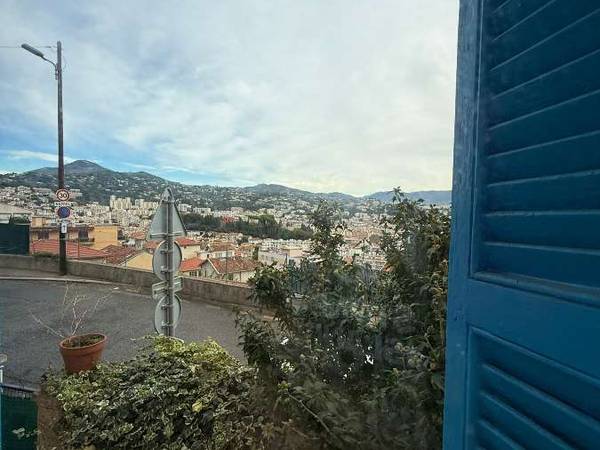 Colocation / Appartement 3 pièces de 47 m², Nice, Avenue Cyrnos / Photo 2