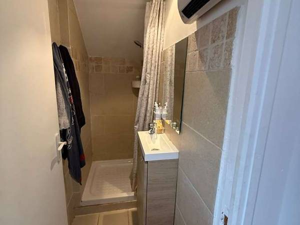 Colocation / Appartement 3 pièces de 47 m², Nice, Avenue Cyrnos / Photo 6