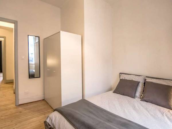Colocation / Appartement 4 pièces de 100 m², Strasbourg, Avenue de Colmar / Photo 2