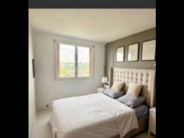 Colocation / Appartement 5 pièces de 91 m², Longjumeau, Rue Henri Dunant / Photo 10