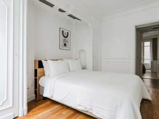 Colocation / Appartement 3 pièces de 128 m², Saint-Gilles, Rue des Ėtudiants