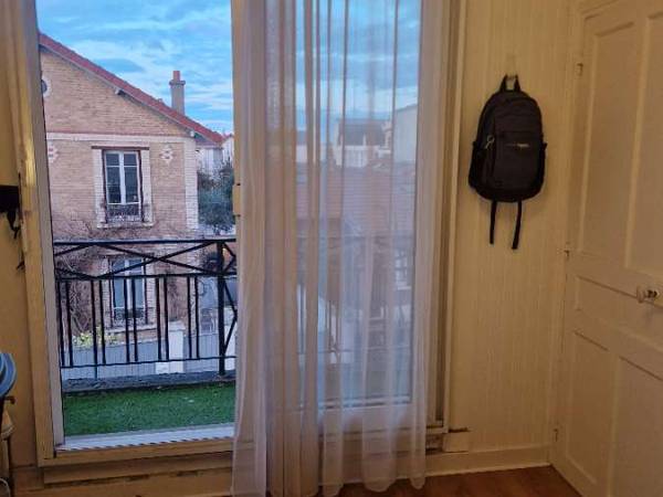 Colocation / Maison 7 pièces de 130 m², Colombes, Rue Colbert / Photo 2