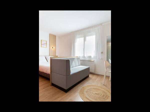 Location / Résidence 1 pièce de 18 m², Mérignac, 1 All. des Isatis / Photo 13