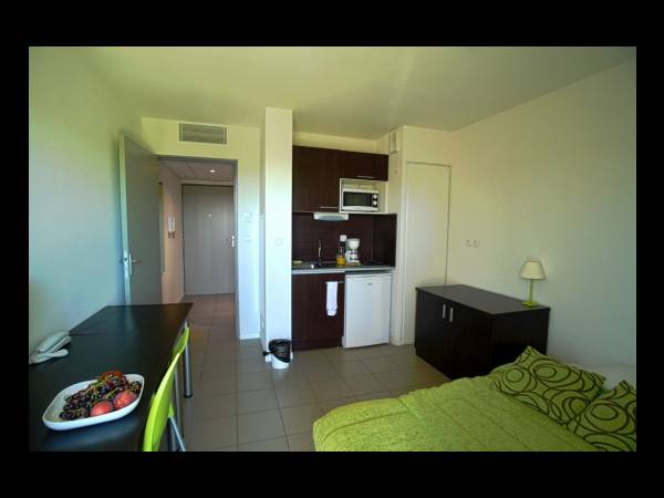 Location / Résidence 1 pièce de 17 m², Avignon, 149 Rue Marcel Demonque / Photo 2