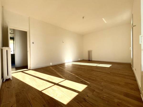 Location / Appartement 3 pièces de 68 m², Nice, Impasse Vismara / Photo 2