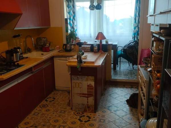 Colocation / Appartement 4 pièces de 81 m², Aix-en-Provence, Rue de la Figuiere / Photo 2