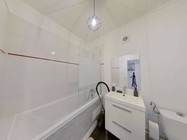 Location / Appartement 1 pièce de 27 m², Nancy, Rue Saint Bodon / Photo 7