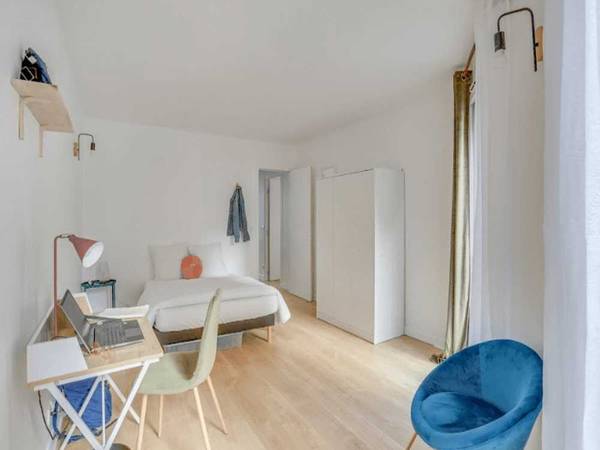 Colocation / Appartement 2 pièces de 50 m², Paris, Rue de Belleville / Photo 2