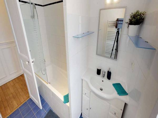 Colocation / Appartement 5 pièces de 110 m², Paris, Rue du Renard / Photo 8