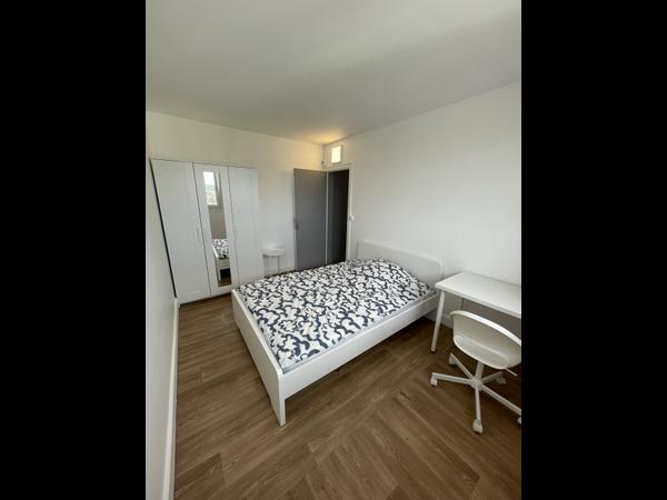 Colocation / Appartement 6 pièces de 112 m², Épinay-sur-Seine, Allee Rodin / Photo 7