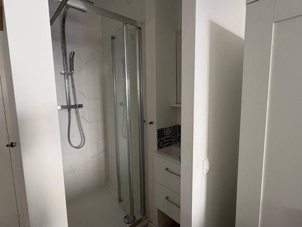 Colocation / Appartement 5 pièces de 86 m², Lille, Rue de la Vieille Comédie / Photo 14