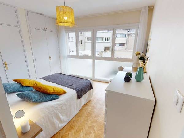 Colocation / Appartement 3 pièces de 70 m², Toulouse, Boulevard d'Arcole / Photo 2