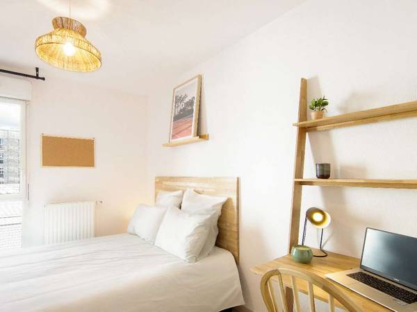 Colocation / Appartement 4 pièces de 83 m², Bordeaux, Cours de Québec / Photo 2