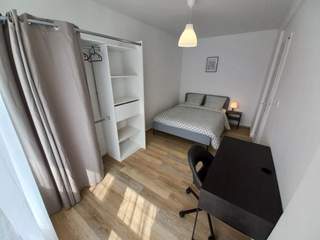 Colocation / Appartement 5 pièces de 80 m², Melun, Boulevard de l'Almont