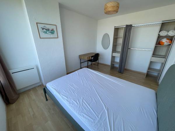 Colocation / Appartement 5 pièces de 95 m², Marseille, Boulevard du Redon / Photo 2