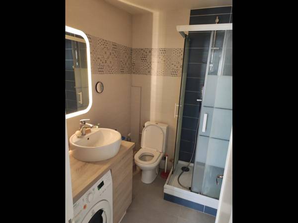 Colocation / Appartement 3 pièces de 50 m², Paris, Rue de la Fidélité / Photo 5