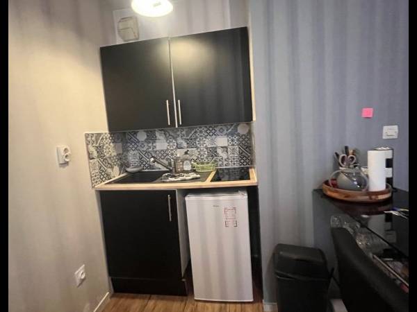 Location / Studio de 19 m², Rouen, Rue du Rempart Martainville / Photo 2