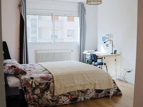 Colocation / Appartement 5 pièces de 86 m², Grenoble, Rue Mallifaud / Photo 2