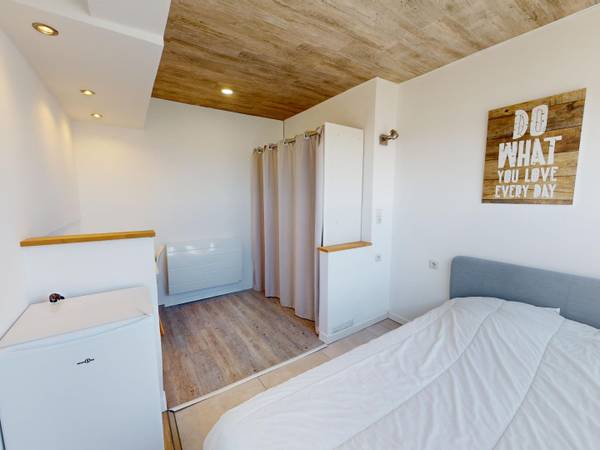 Colocation / Appartement 5 pièces de 76 m², Le Bouscat, Avenue de la Libération / Photo 2