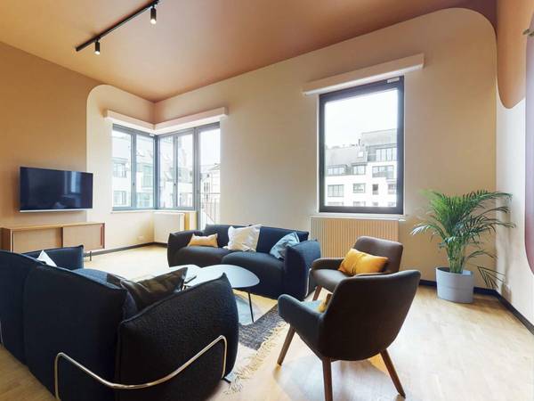 Colocation / Appartement 6 pièces de 86 m², Bruxelles, Rue Stevin 21 / Photo 2