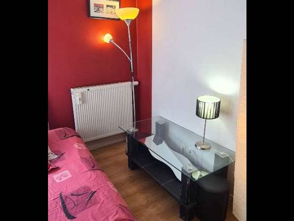 Chambre chez l'habitant / Appartement 4 pièces de 88 m², Courbevoie, Rue Joseph Rivière / Photo 2