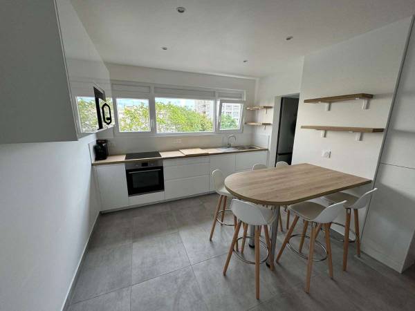 Colocation / Appartement 5 pièces de 105 m², Massy, Allée Marcel Cerdan / Photo 9