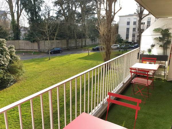 Colocation / Appartement 4 pièces de 82 m², Orléans, Allée des Chênes / Photo 2