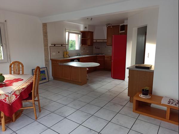 Colocation / Maison 6 pièces de 140 m², Fesches-le-Châtel, Rue Louis Dormoy / Photo 2