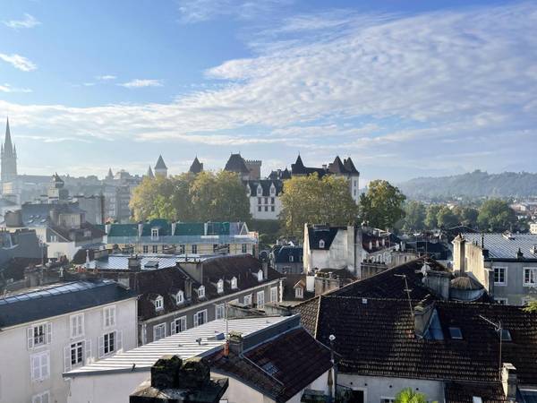 Location / Appartement 3 pièces de 95 m², Pau, Rue Bayard / Photo 2