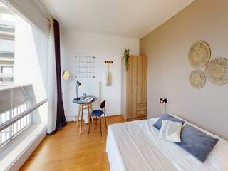 Colocation / Appartement 4 pièces de 70 m², Paris, Rue Dunois