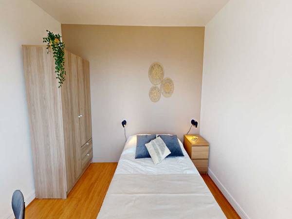 Colocation / Appartement 4 pièces de 70 m², Paris, Rue Dunois / Photo 2