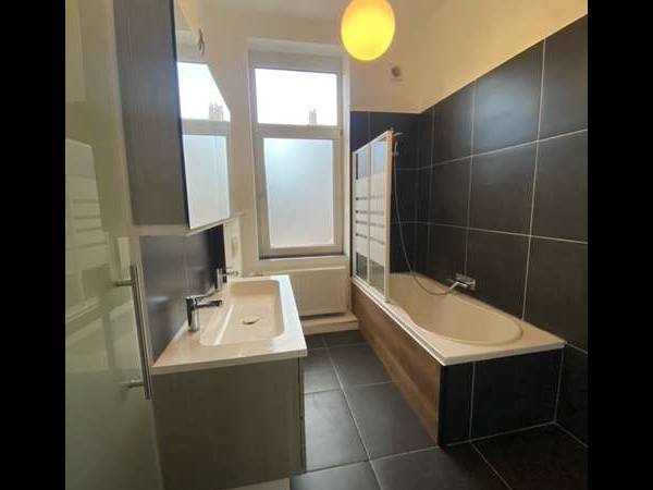 Colocation / Maison 9 pièces de 250 m², Namur, Chaussée de Waterloo / Photo 2