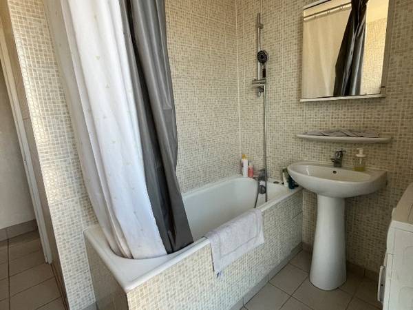 Sous-location / Appartement 4 pièces de 69 m², Paris, Rue des Maronites / Photo 4