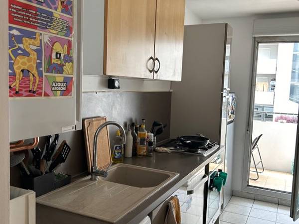 Colocation / Appartement 5 pièces de 84 m², Lyon, Rue Lieutenant Colonel Girard / Photo 5