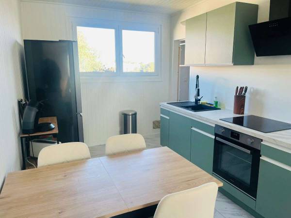 Colocation / Appartement 5 pièces de 75 m², Toulouse, Rue de Grenoble / Photo 2
