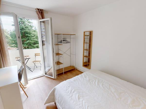 Colocation / Appartement 4 pièces de 86 m², Talence, Rue de Suzon / Photo 2