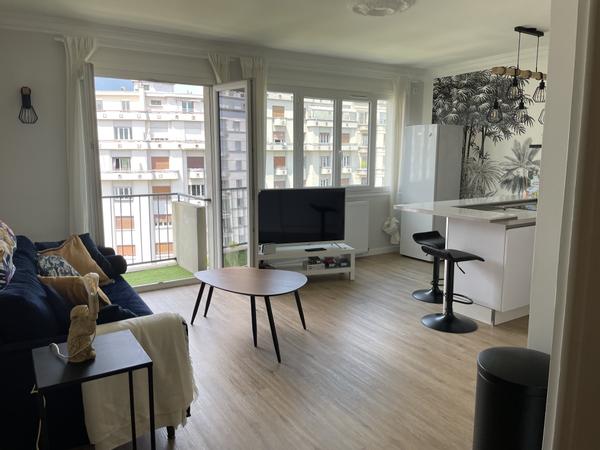Colocation / Appartement 5 pièces de 93 m², Grenoble, Cours de la Libération Et du Général de Gaulle / Photo 12