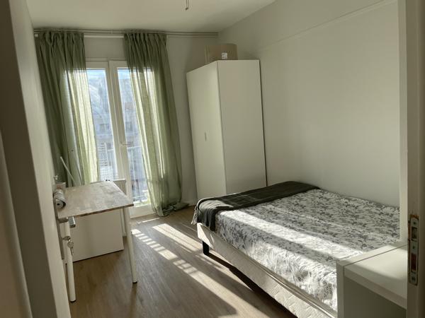 Colocation / Appartement 5 pièces de 93 m², Grenoble, Cours de la Libération Et du Général de Gaulle / Photo 2