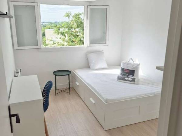 Colocation / Appartement 5 pièces de 85 m², Nantes, Avenue de Tahiti / Photo 2