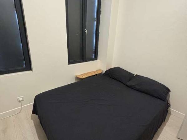 Location / Appartement 3 pièces de 52 m², Pantin, Rue Denis Papin / Photo 2