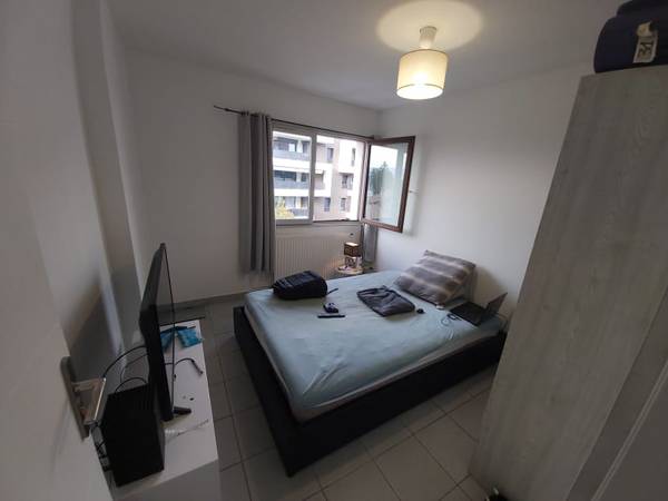 Colocation / Appartement 5 pièces de 86 m², Ville-la-Grand, Rue des Voirons / Photo 12