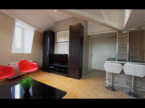 Colocation / Appartement 6 pièces de 95 m², Lille, Rue De Wazemmes / Photo 9