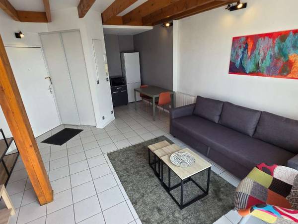 Location / Appartement 2 pièces de 45 m², Talence, Rue Charles Laterrade / Photo 2